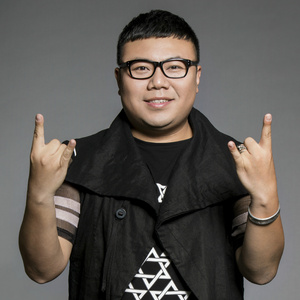 我的班长是个小烧杯小说作文
