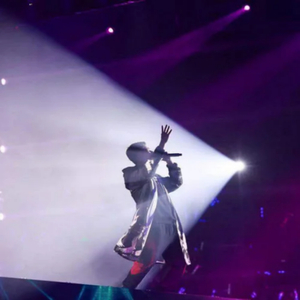 我的班长是个小烧杯小说作文
