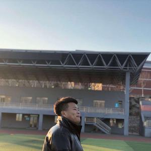 我的班长是个小烧杯小说作文
